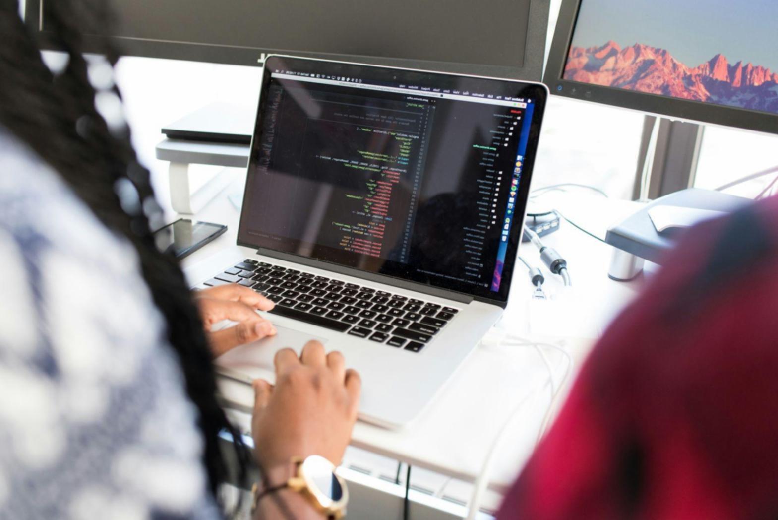 Modern learning environment for investment education