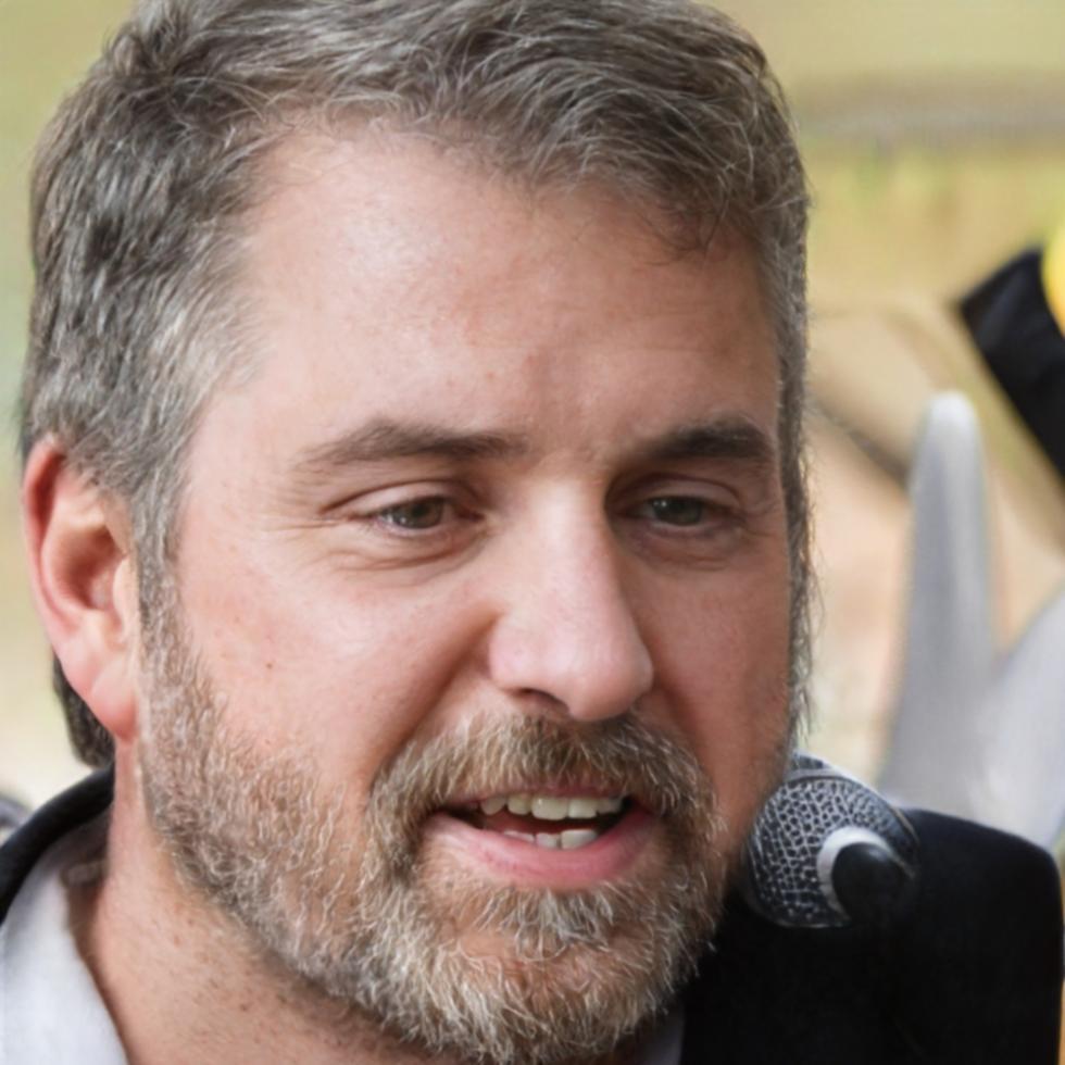 Investment education instructor Hendrik Veldhuizen